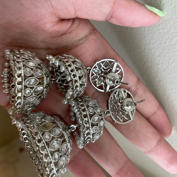 Silver Indian/Pakistani/Desi Jhumka Earrings - Picture 2 of 3